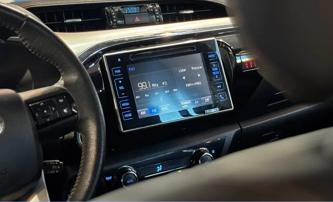 Toyota Hilux 2019, foto 8 de 8