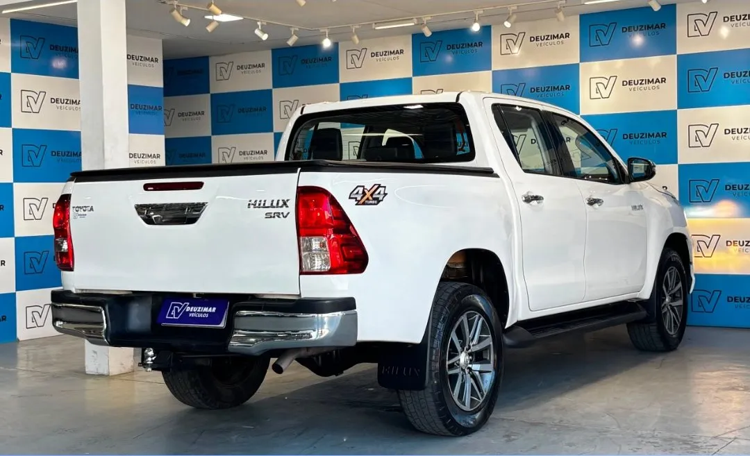 Toyota Hilux 2020, foto 2 de 8