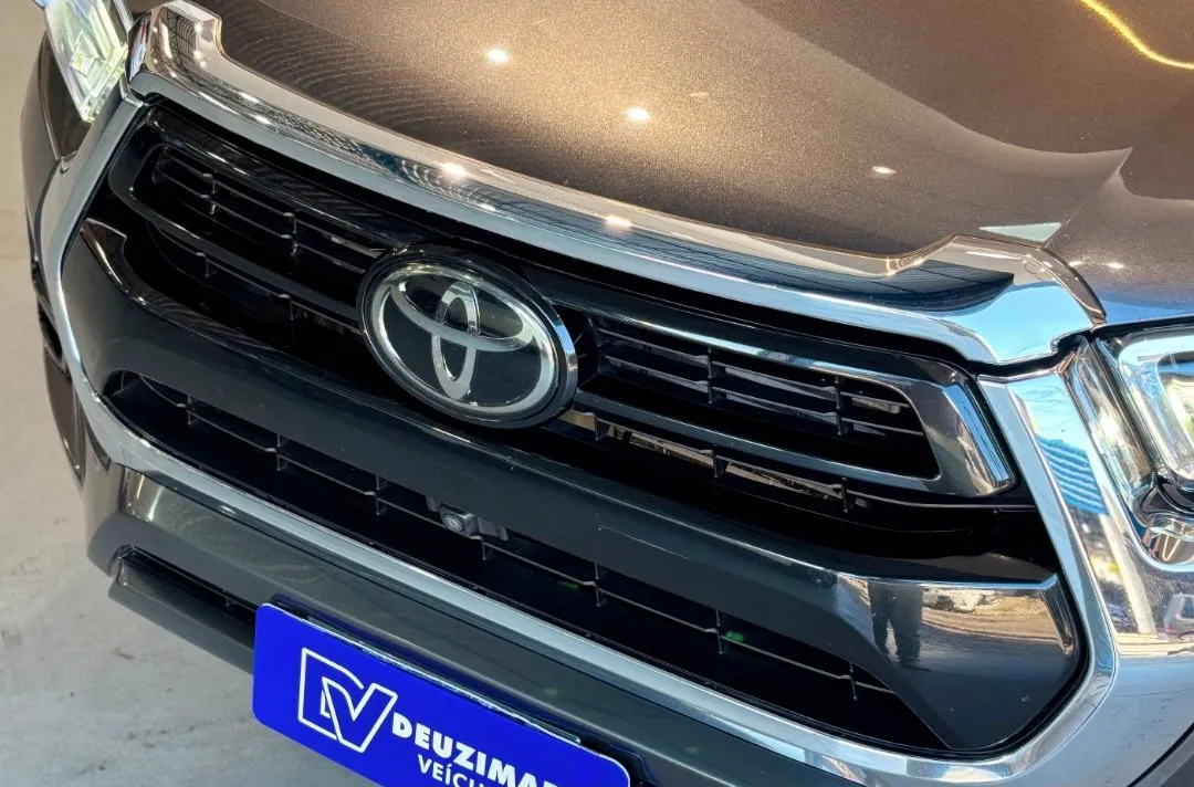 Toyota Hilux 2023, foto 8 de 8