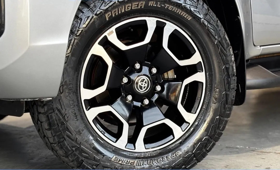 Toyota Hilux 2024, foto 7 de 8