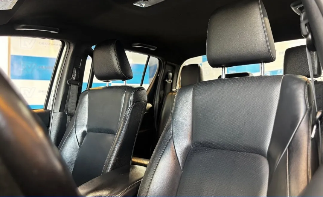 Toyota Hilux 2019, foto 6 de 8
