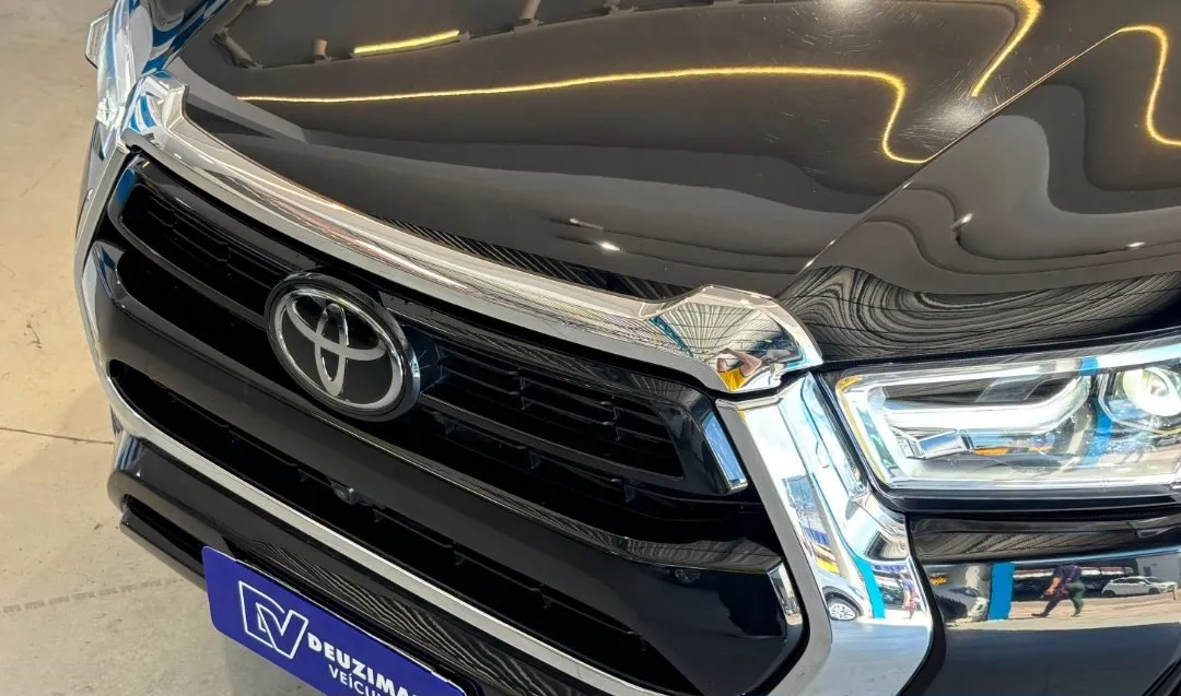 Toyota Hilux 2024, foto 8 de 8