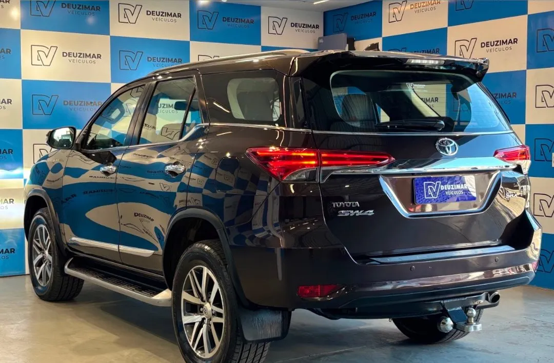 Toyota SW4 2017, foto 2 de 8